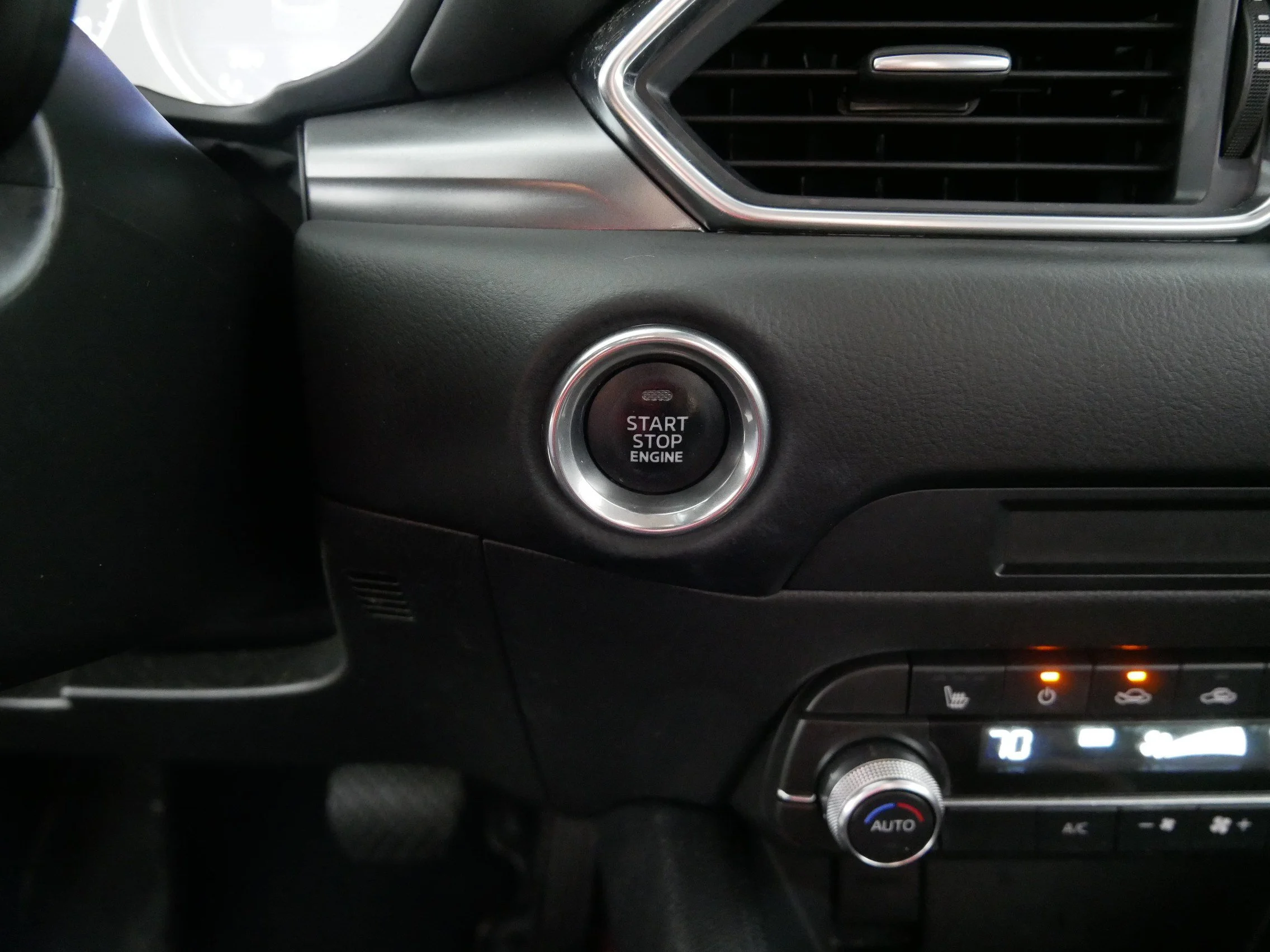 Used 2024 Machine Gray Metallic Mazda 2.5 S Select Package image 29