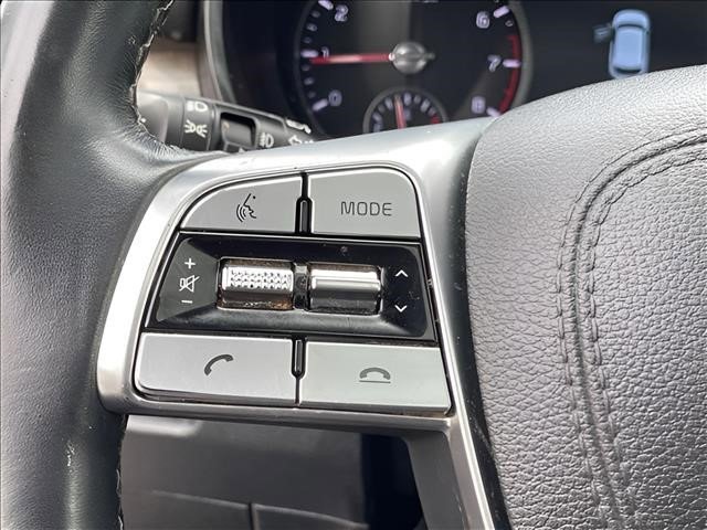 Used 2022 Wolf Gray Kia SX image 22