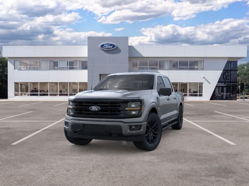 New 2026 Carbonized Gray Metallic Ford XLT image 2