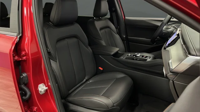 New 2026 Red Hot Pearlcoat Jeep Limited image 24