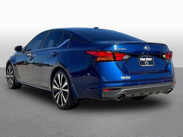 Used 2022 Blue Nissan 2.5 SR image 5