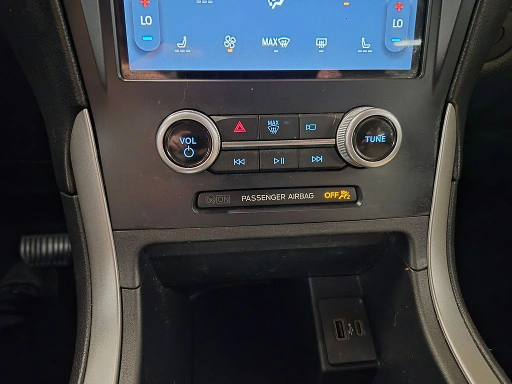 Certified Used 2022 Black Metallic Ford SEL image 30