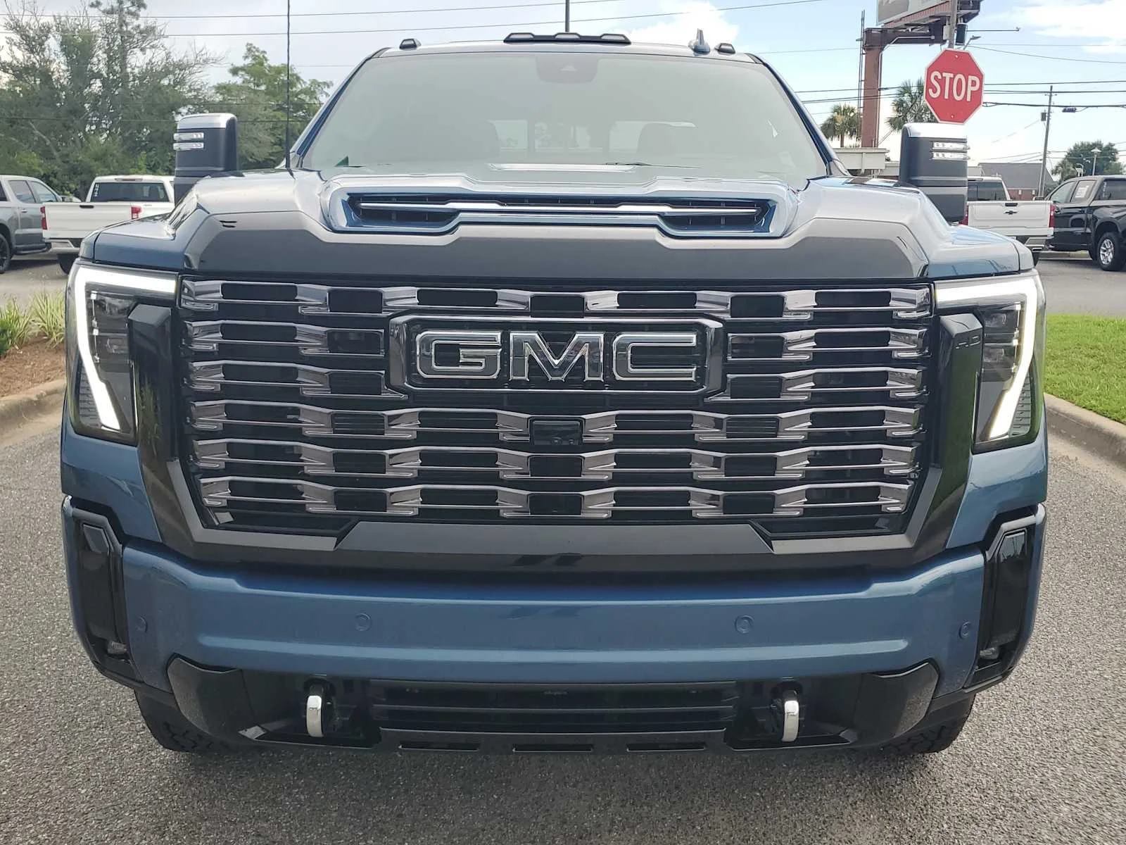 2026 GMC Sierra 2500HD Denali Ultimate - Photo 9