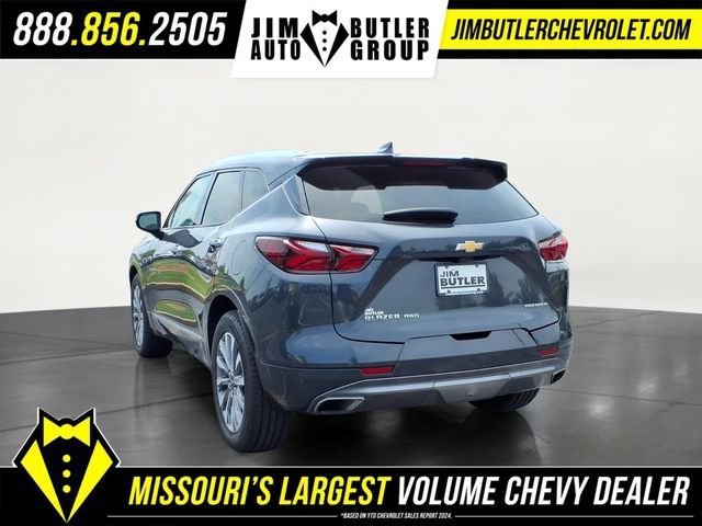 Used 2022 IRON GRAY METALLIC Chevrolet Premier image 2