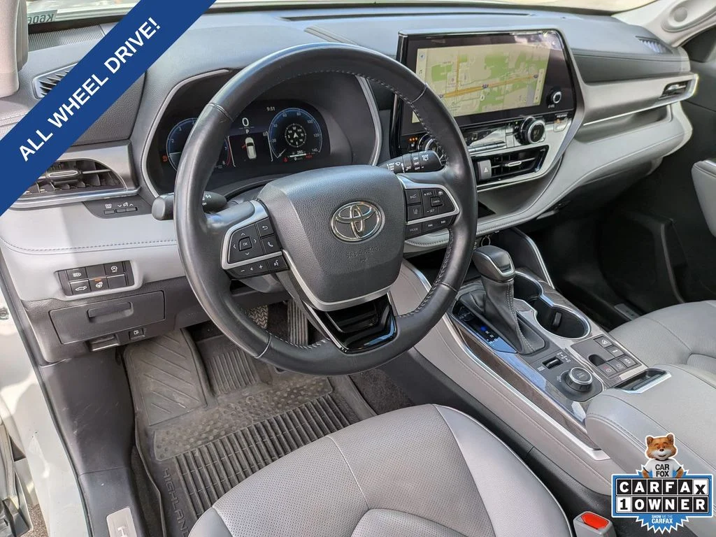 Used 2023 Beige Toyota Limited image 10