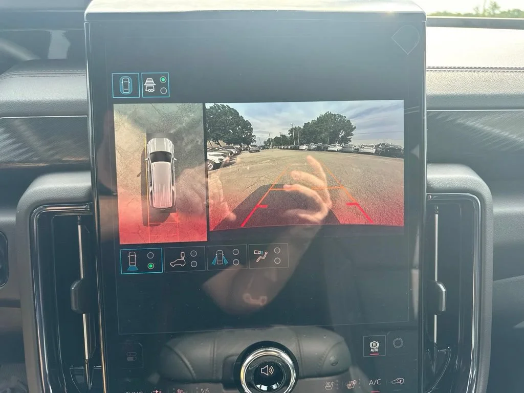 New 2026 Sterling Metallic GMC AT4 image 23