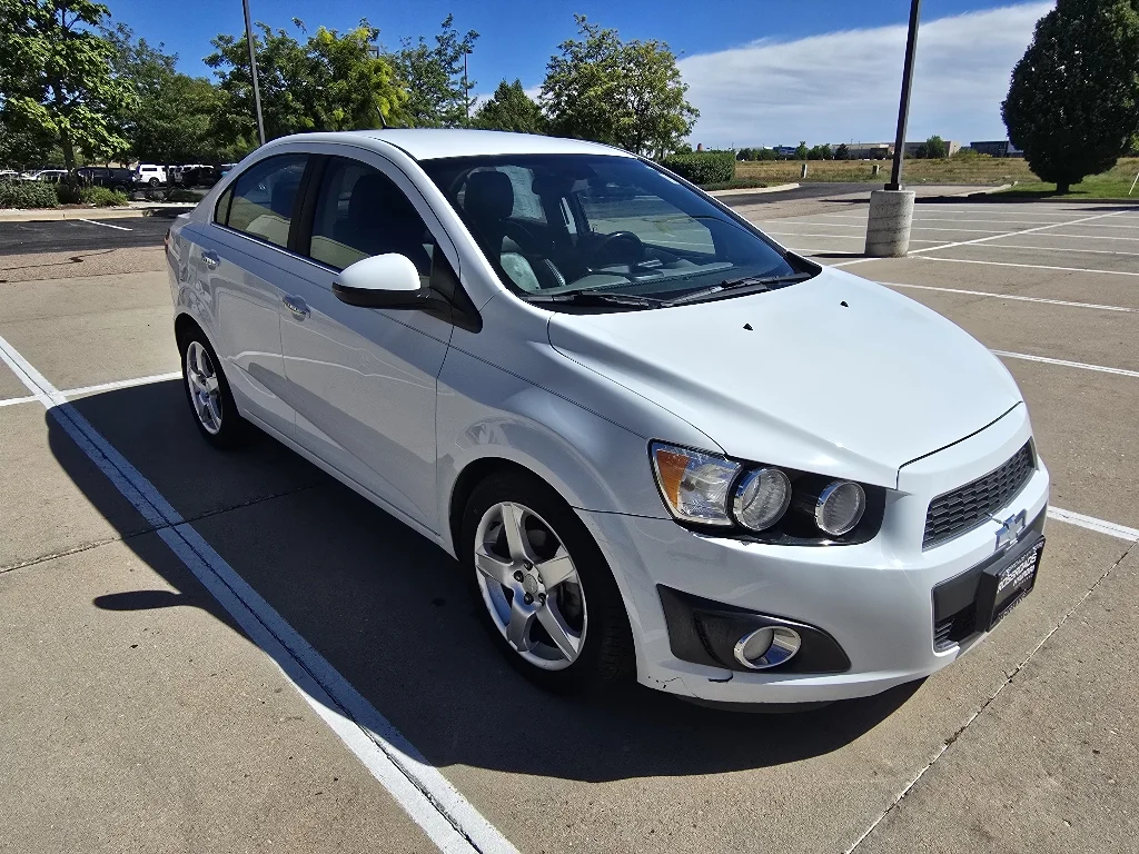 Used 2012 Summit White Chevrolet LTZ image 8