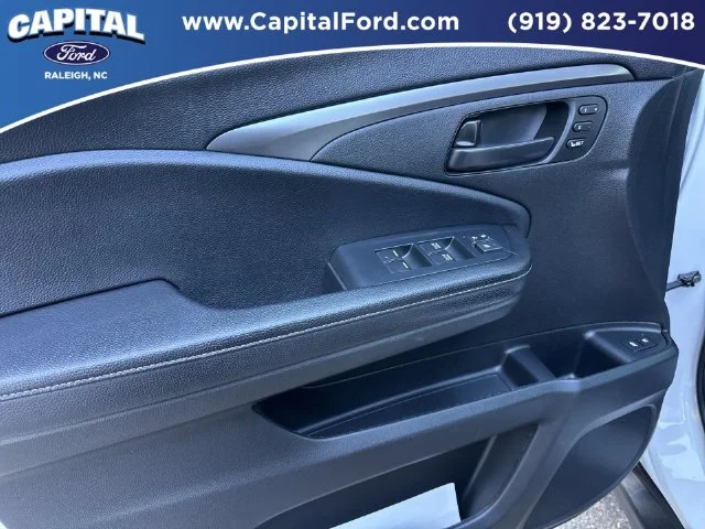 Used 2023  Honda EX-L image 20