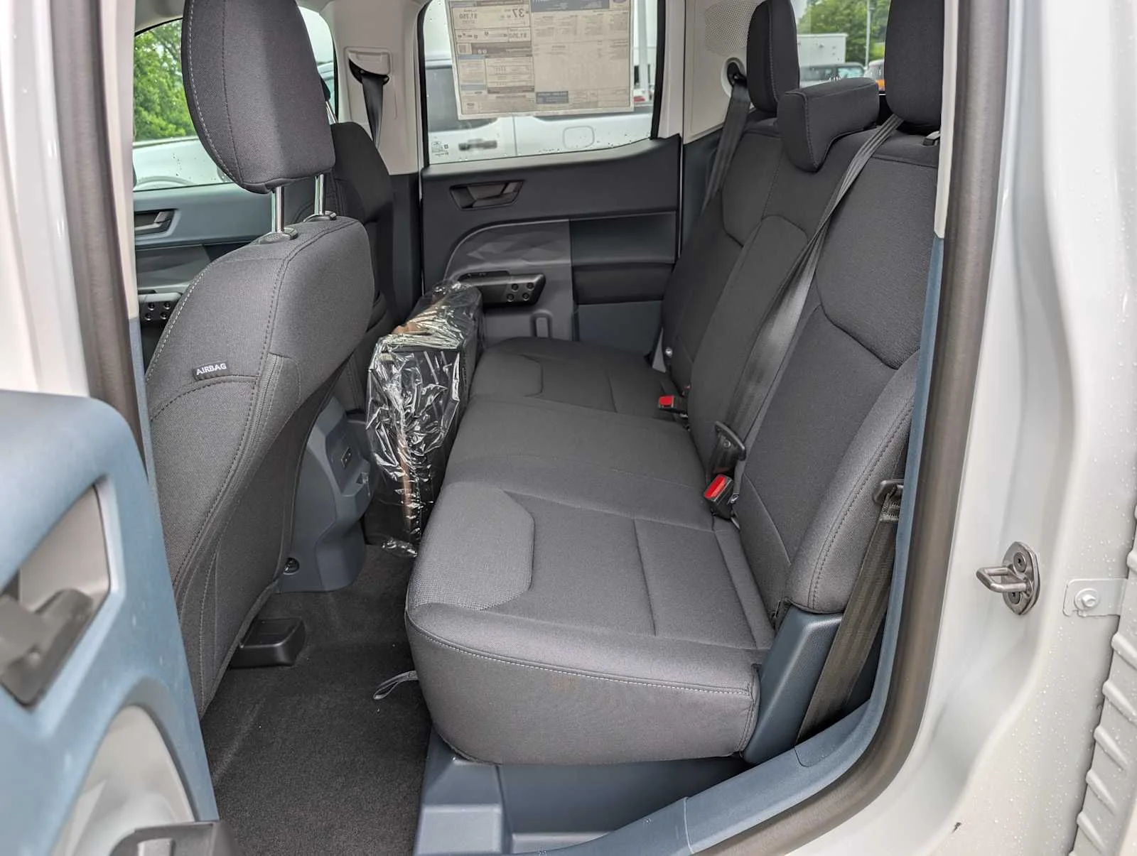 New 2026 Oxford White Ford XL image 15
