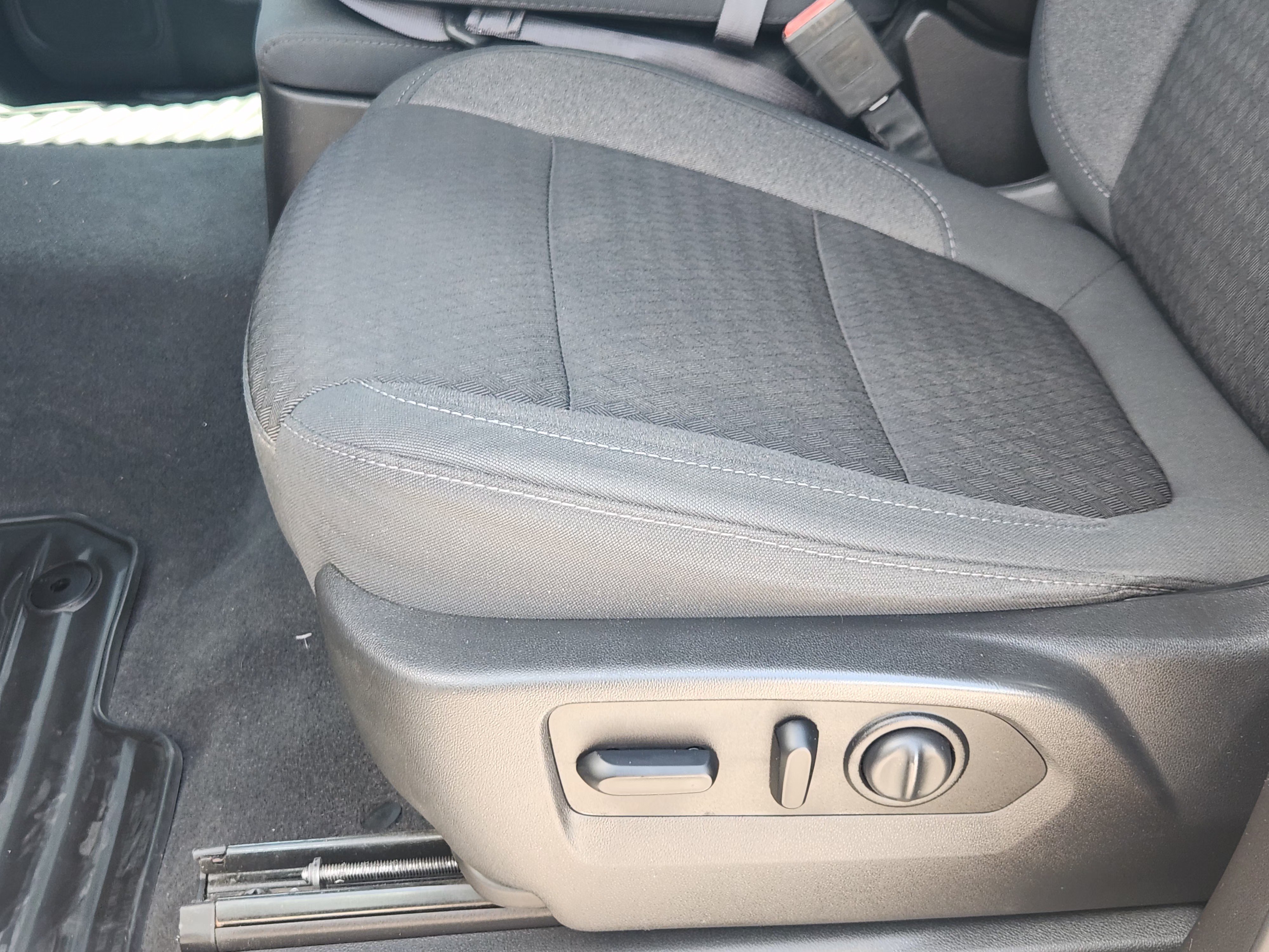 Used 2020 NORTHSKY BLUE METALLIC Chevrolet LT image 25