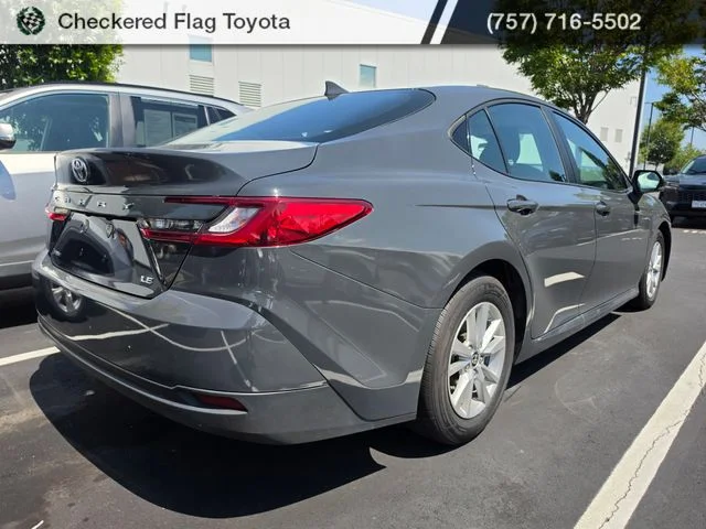 Used 2025 Underground Toyota LE image 6