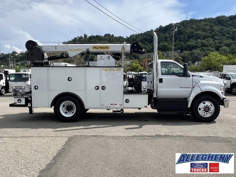 New 2025 Oxford White Ford F-750 SD Diesel Straight Frame image 5