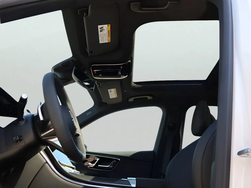New 2026 Polar White Mercedes-Benz GLC 300 image 82