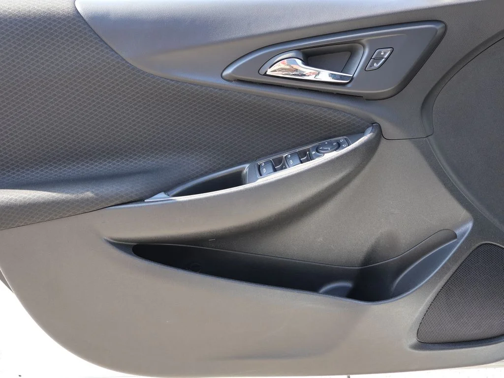 Used 2024 White Chevrolet LT image 20