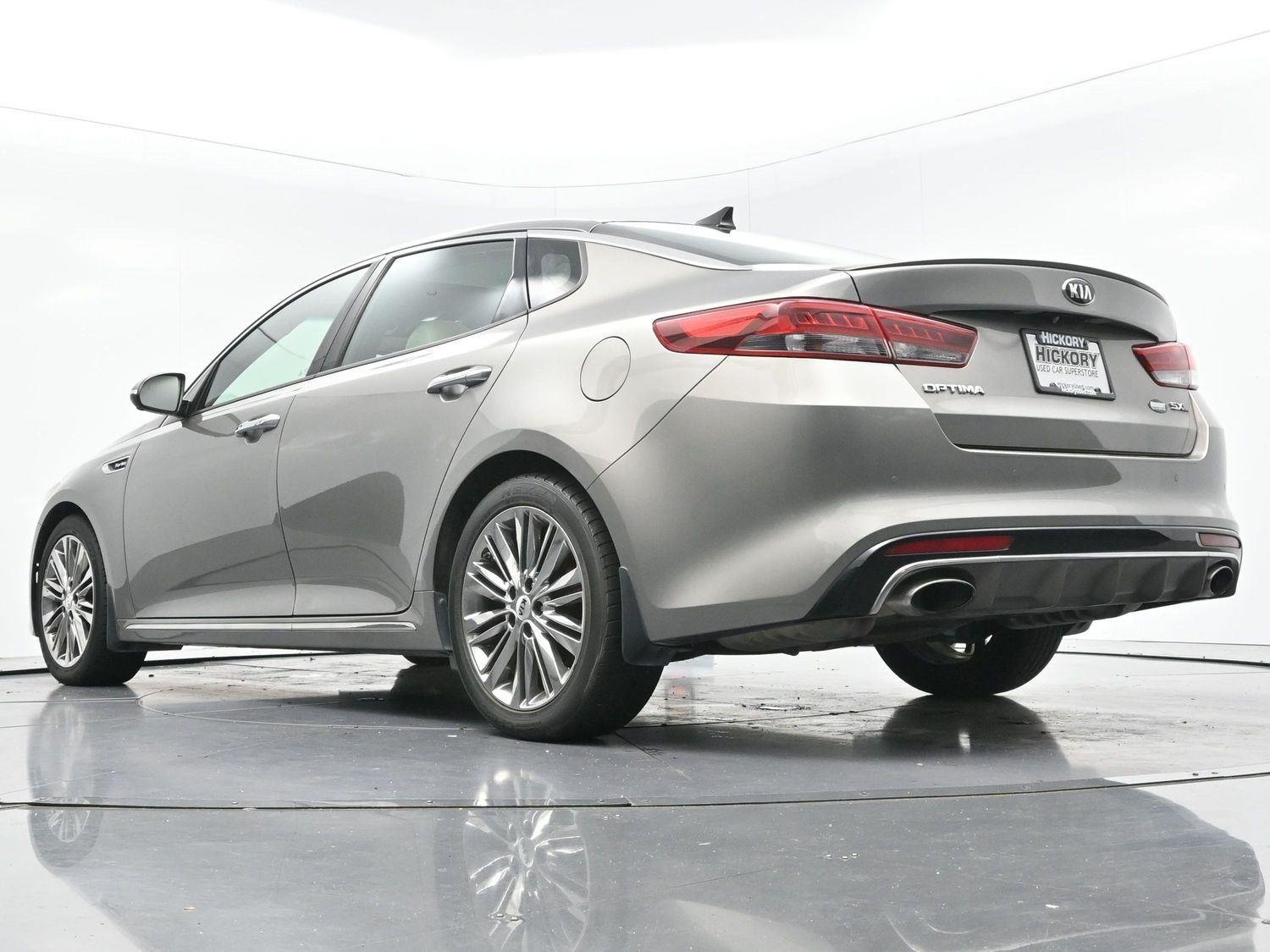 Used 2016 Titanium Silver Kia SXL Turbo image 48