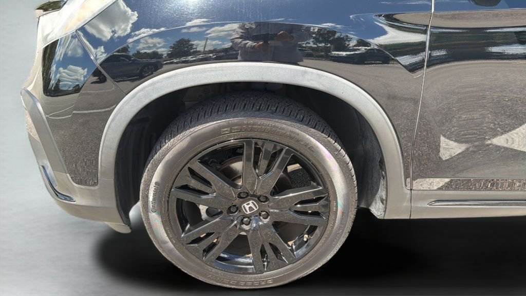 Used 2022  Honda Black Edition image 34