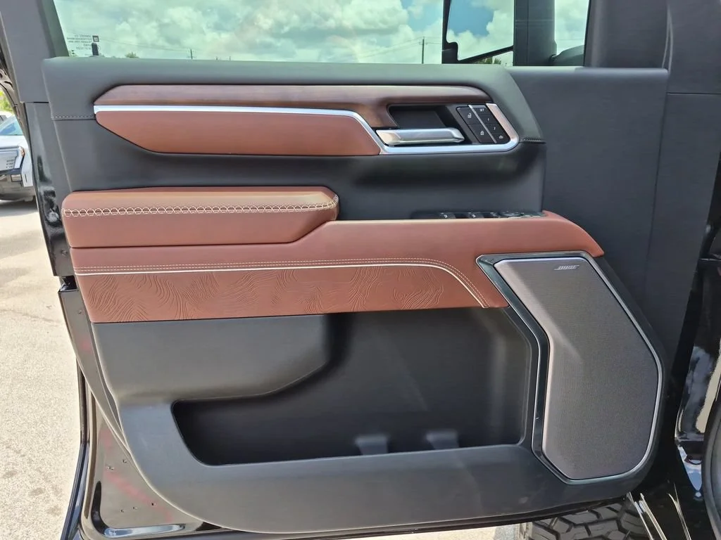 New 2026 Onyx Black GMC Denali Ultimate image 18