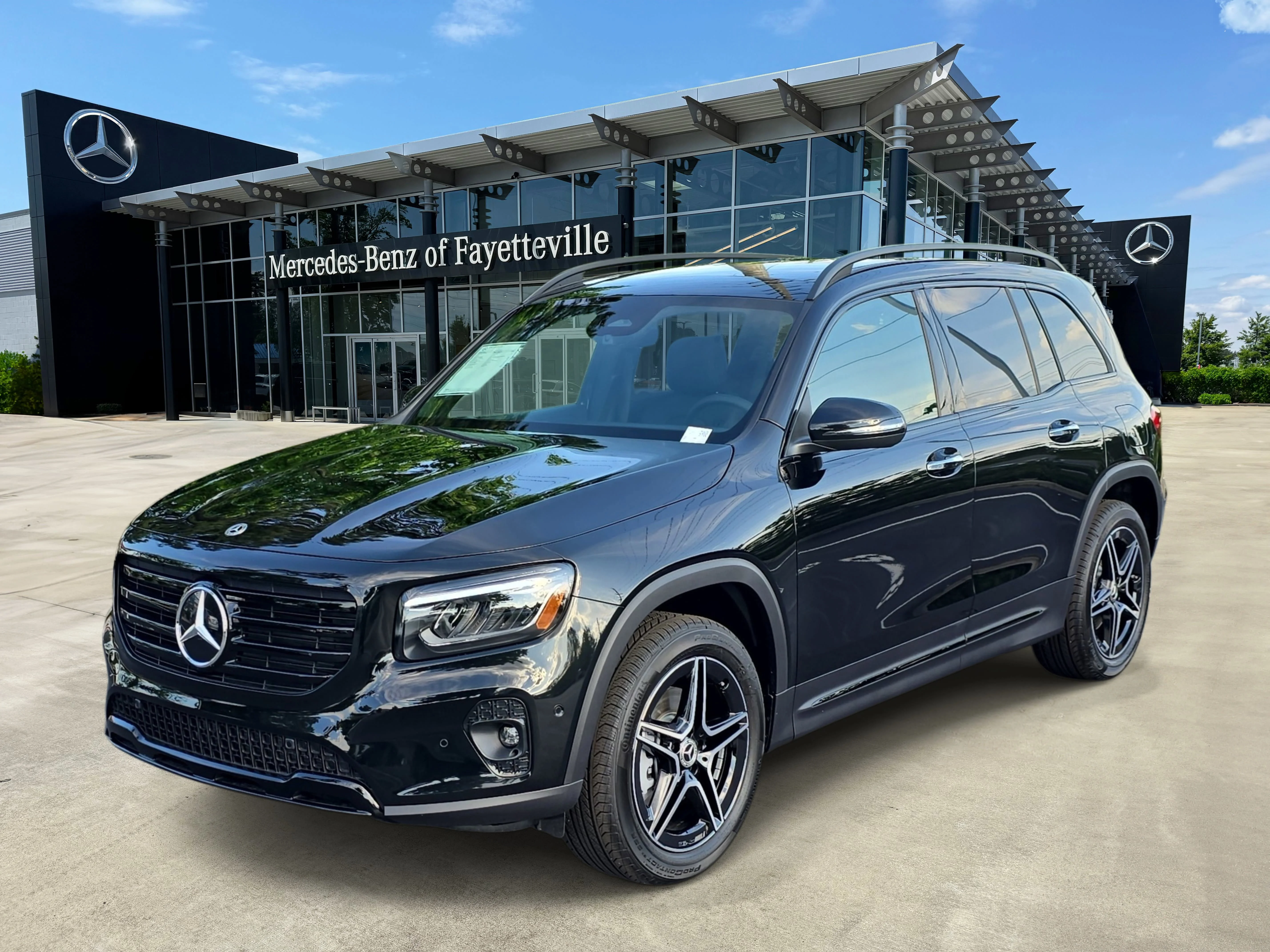 2026 Mercedes-Benz GLB GLB 250's photo