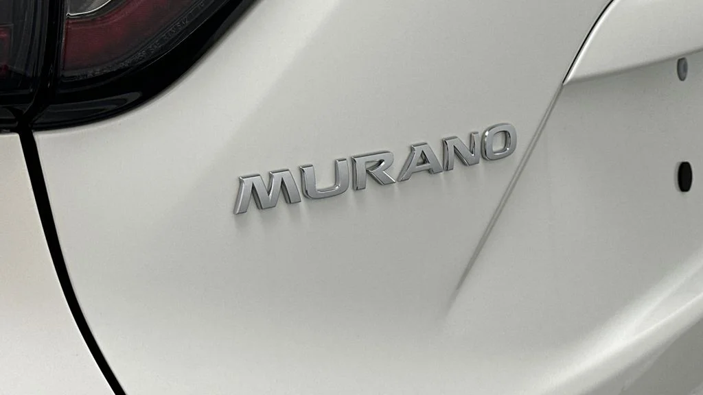 Used 2024 White Nissan SL image 22