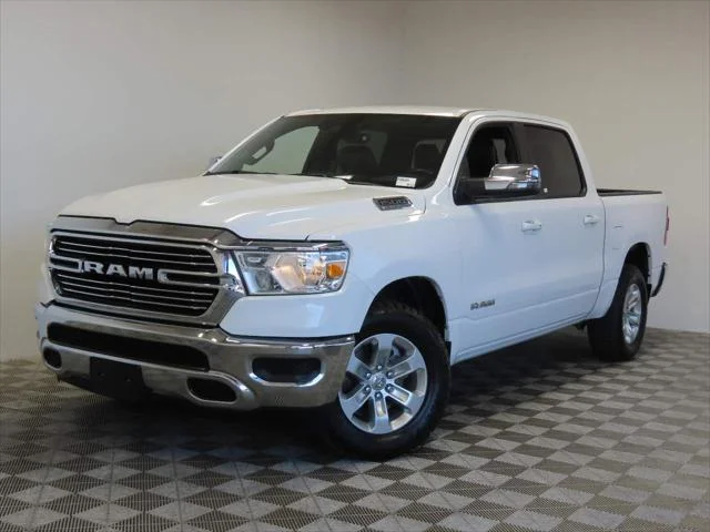 2024 RAM 1500 Laramie 4x4 Crew Cab 5'7's photo