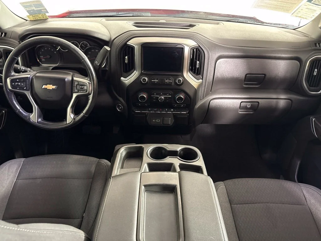 Used 2021 Red Chevrolet LT image 18