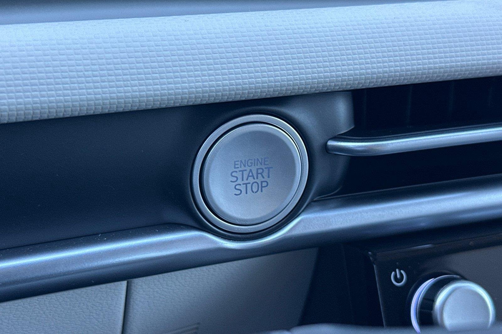 New 2026 Amazon Gray Hyundai SEL image 39