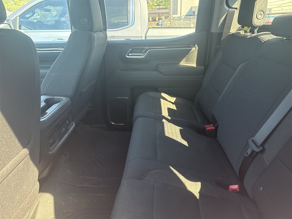 Used 2025 Black Chevrolet LT image 11