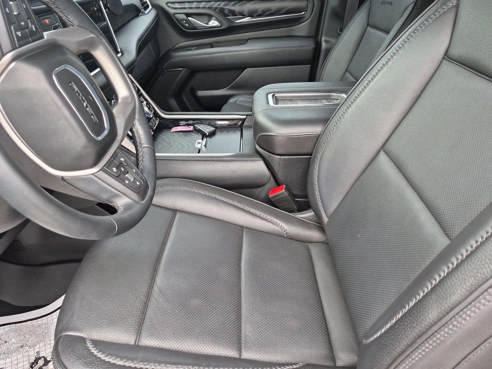 Used 2024 Onyx Black GMC Denali image 17