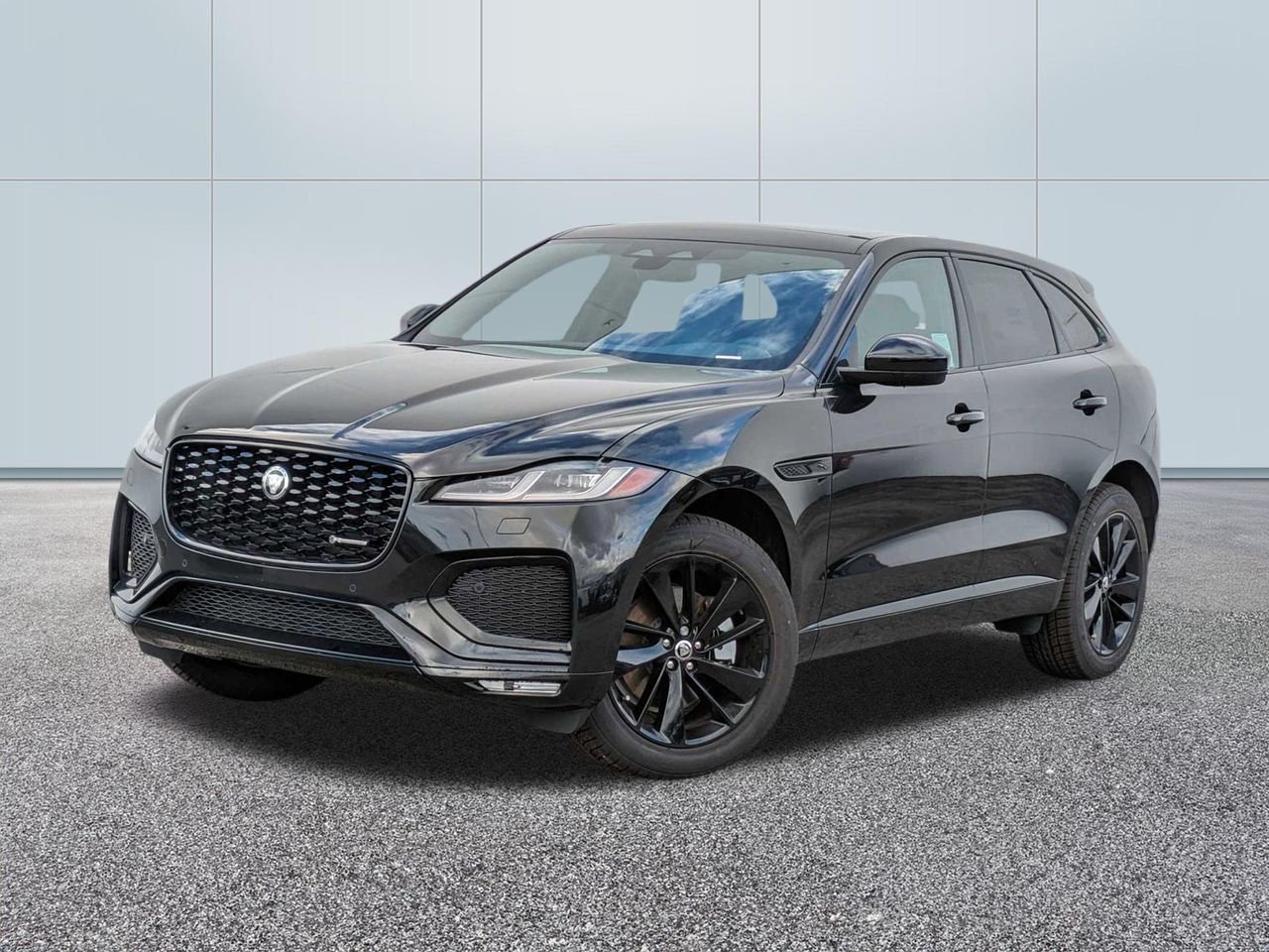 2024 Jaguar F-PACE R-Dynamic S