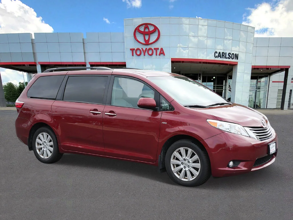 Used 2017 Toyota Sienna XLE with VIN 5TDDZ3DC5HS171915 for sale in Minneapolis, Minnesota
