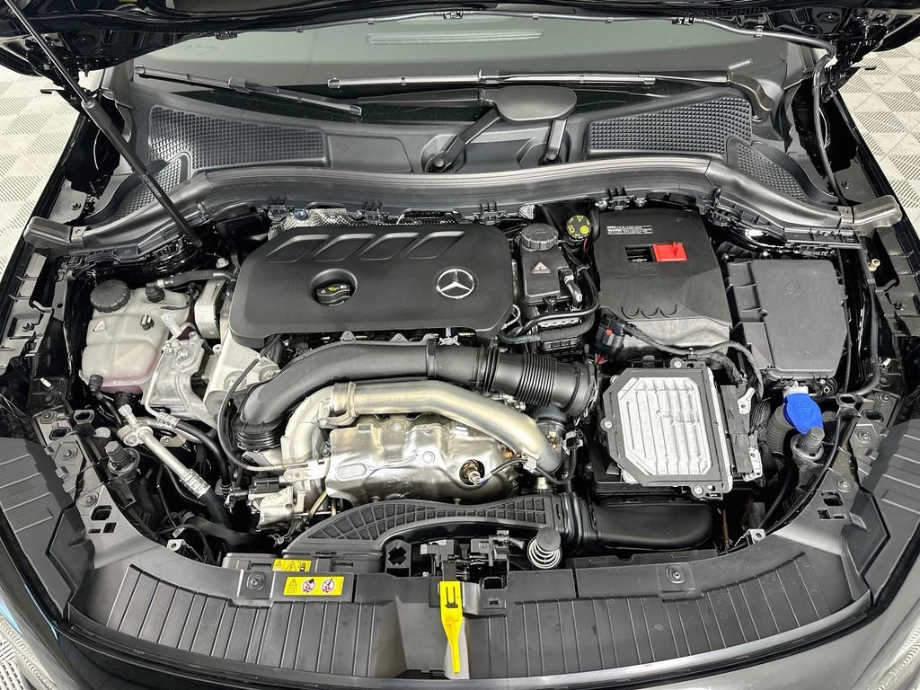 New 2026 Night Black Mercedes-Benz GLA 250 image 29