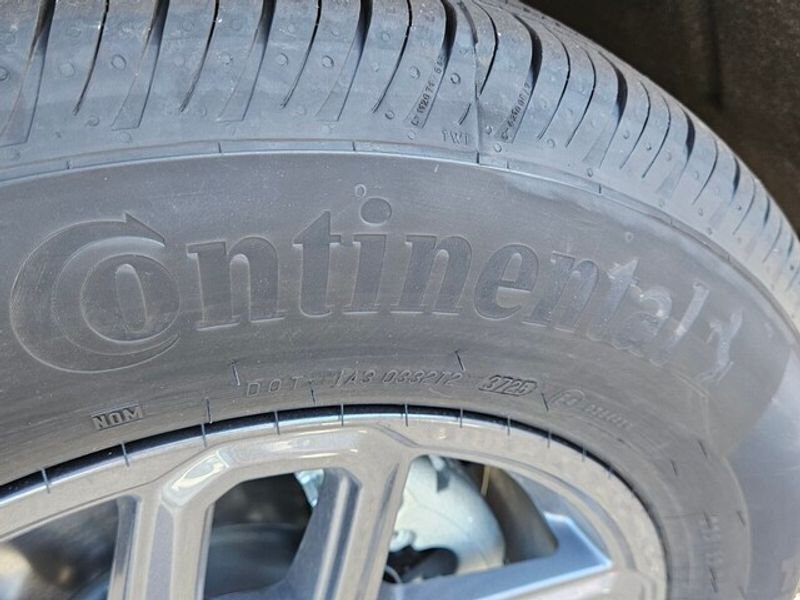 New 2025 Azure Gray Metallic Tri-Coat Ford Big Bend® image 17