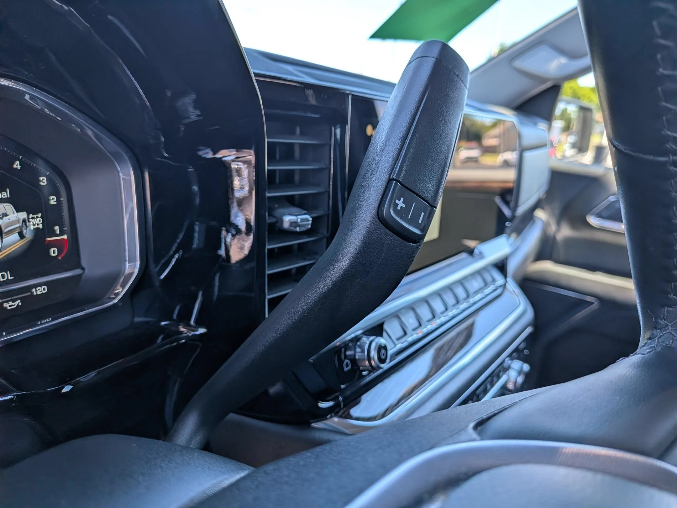 Used 2023 Summit White GMC Elevation image 15