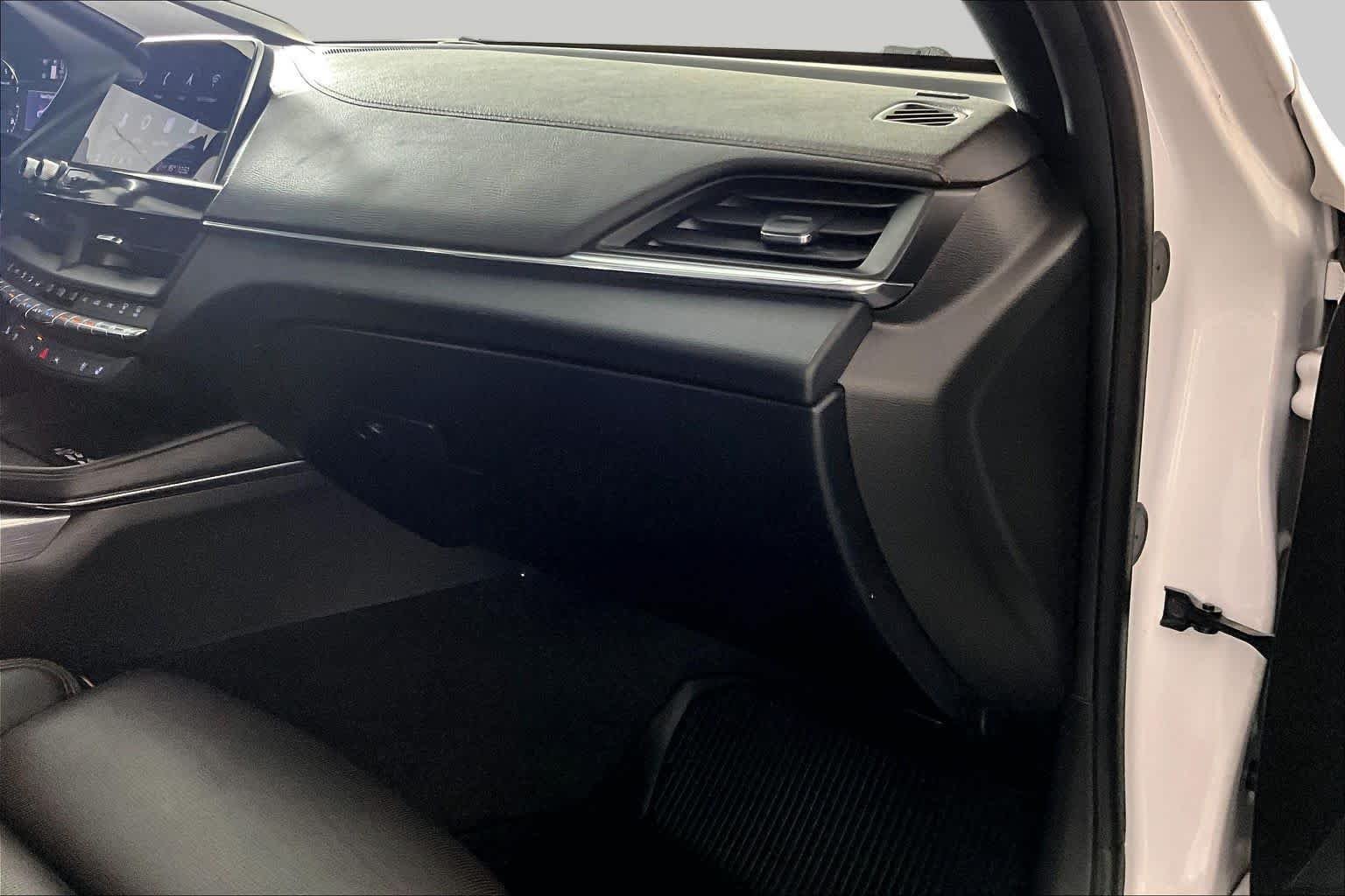 Used 2022 Summit White Cadillac Sport image 17