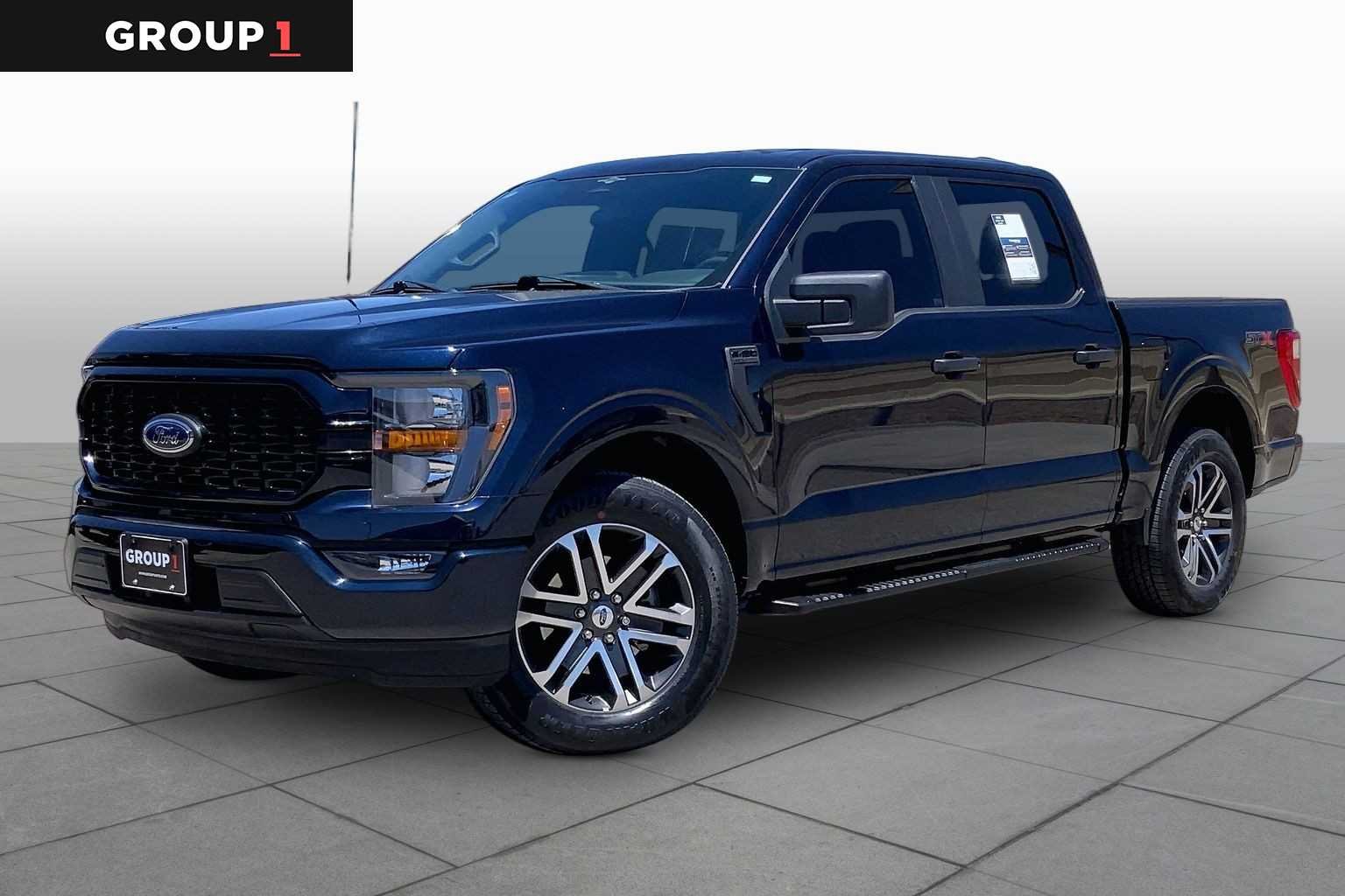 2023 Ford F-150 XL SuperCrew 5-1/2 Box's photo