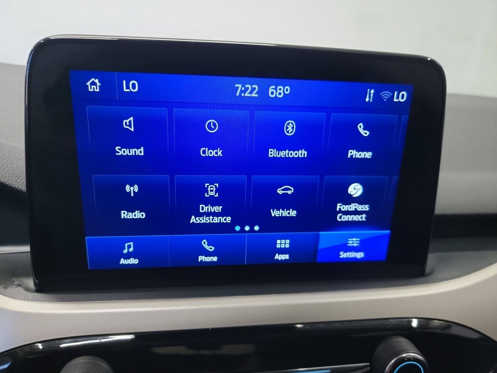 Used 2022 Blue Metallic Ford SEL image 21