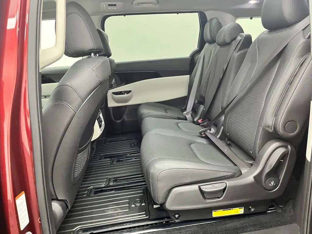 Used 2024 Red Kia SX Prestige image 41