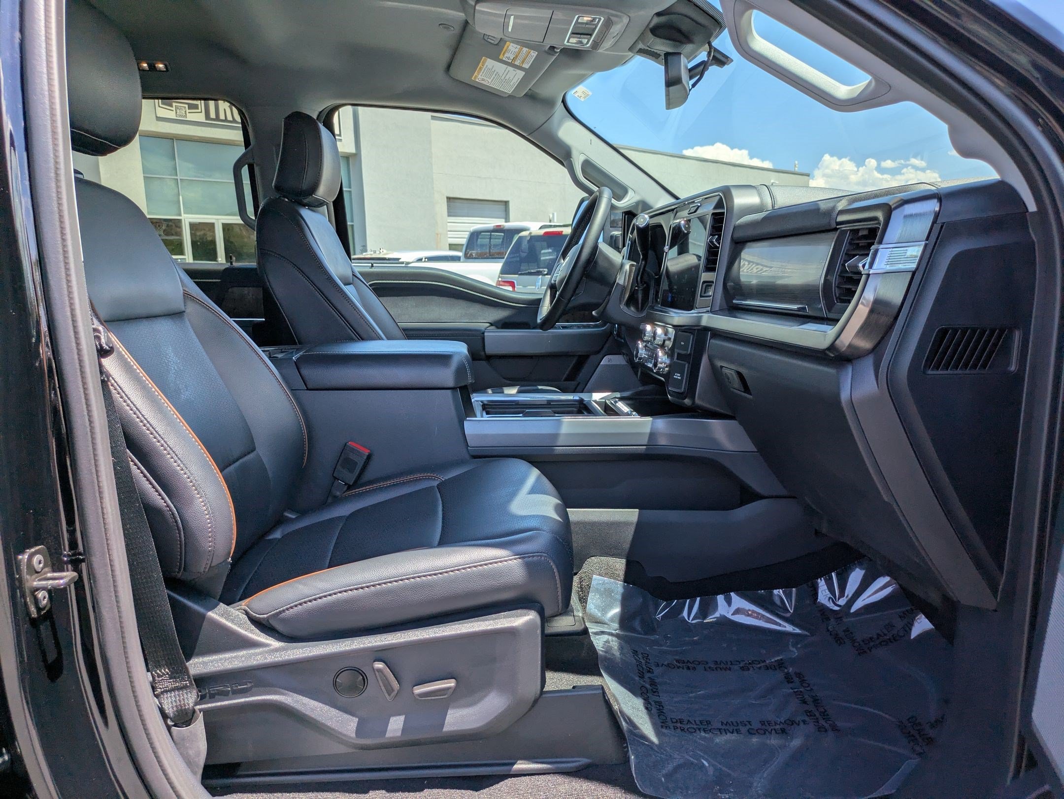Certified Used 2025 Black Metallic Ford LARIAT image 30
