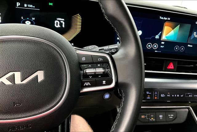 2025 Kia Carnival LXS - Photo 26