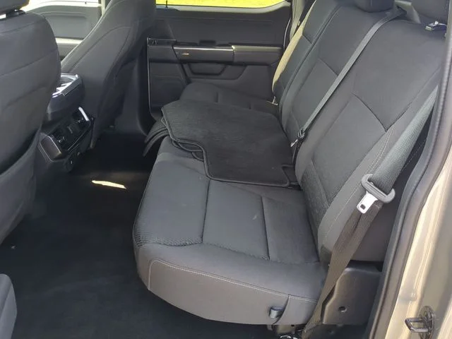 Used 2023 Silver Ford XLT image 28