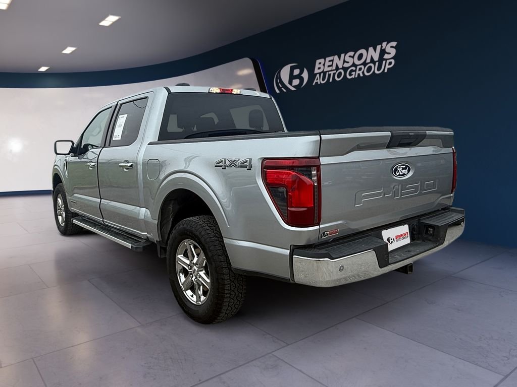 Used 2025 Silver Ford XLT image 3