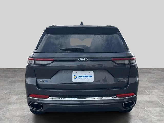 Used 2023 Gray Jeep Overland 4xe image 4