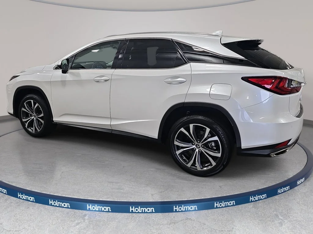 Used 2022 White Lexus 350 image 9