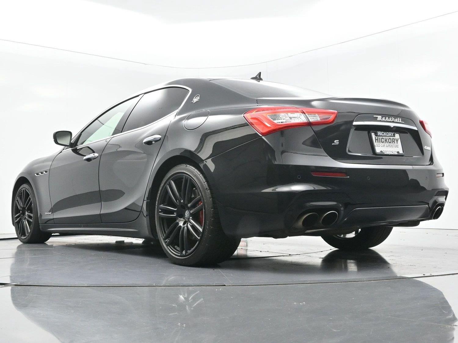 Used 2018 Nero Maserati S GranSport image 47