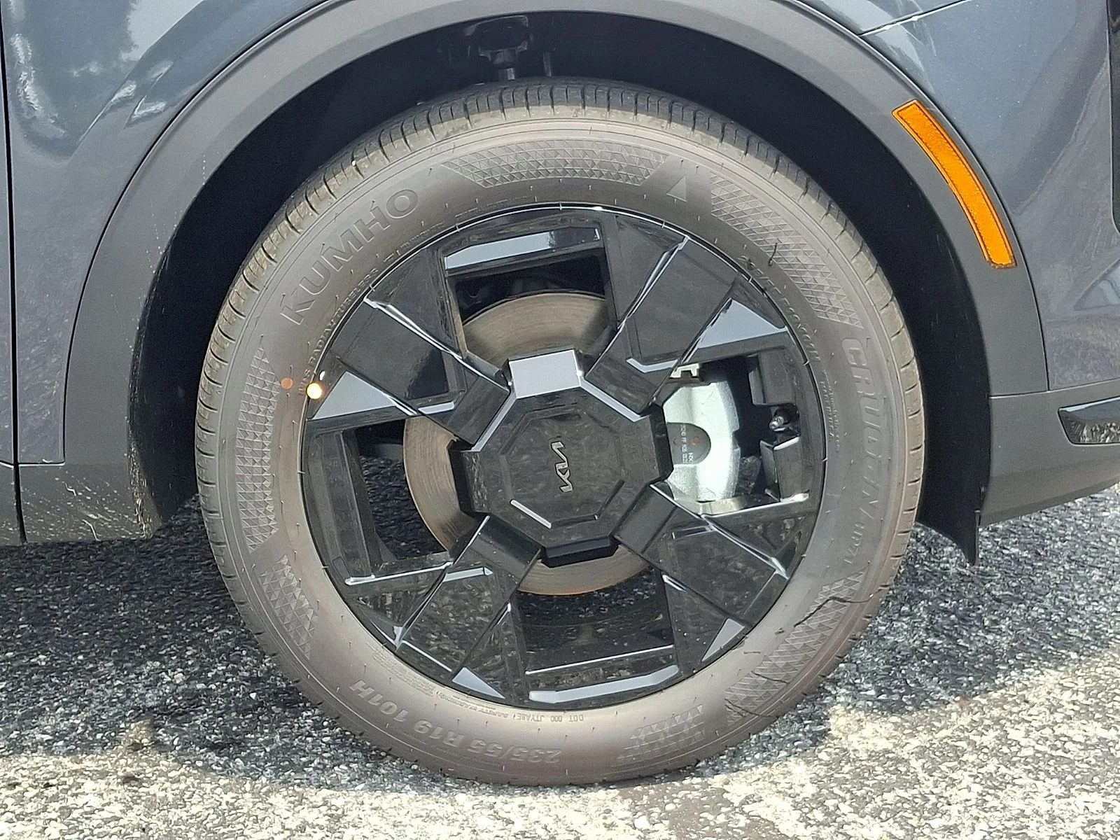 New 2027 Gray Kia X-Line image 9