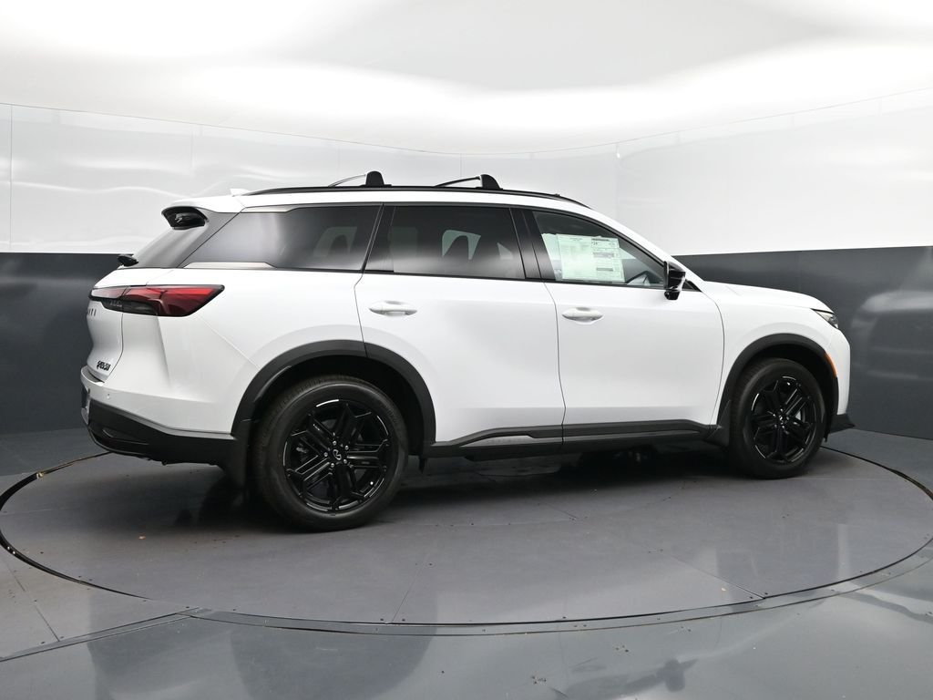 New 2027 RADIANT WHITE INFINITI Sport AWD image 8