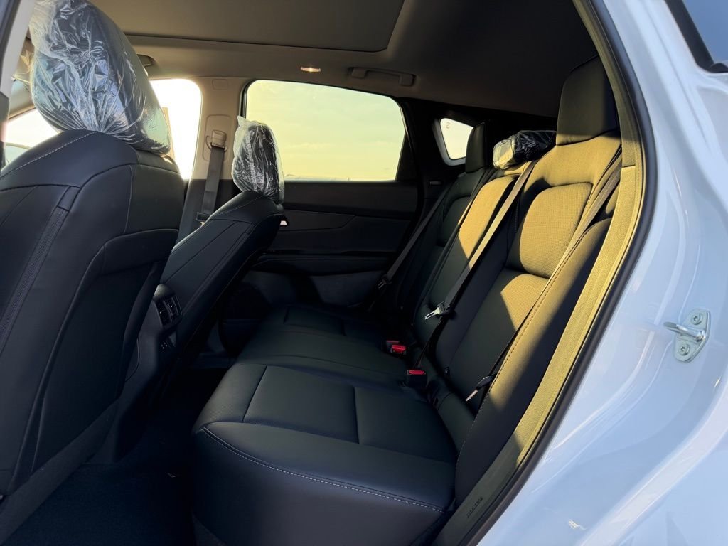 New 2026 Everest White Pearl TriCoat Nissan SL image 15
