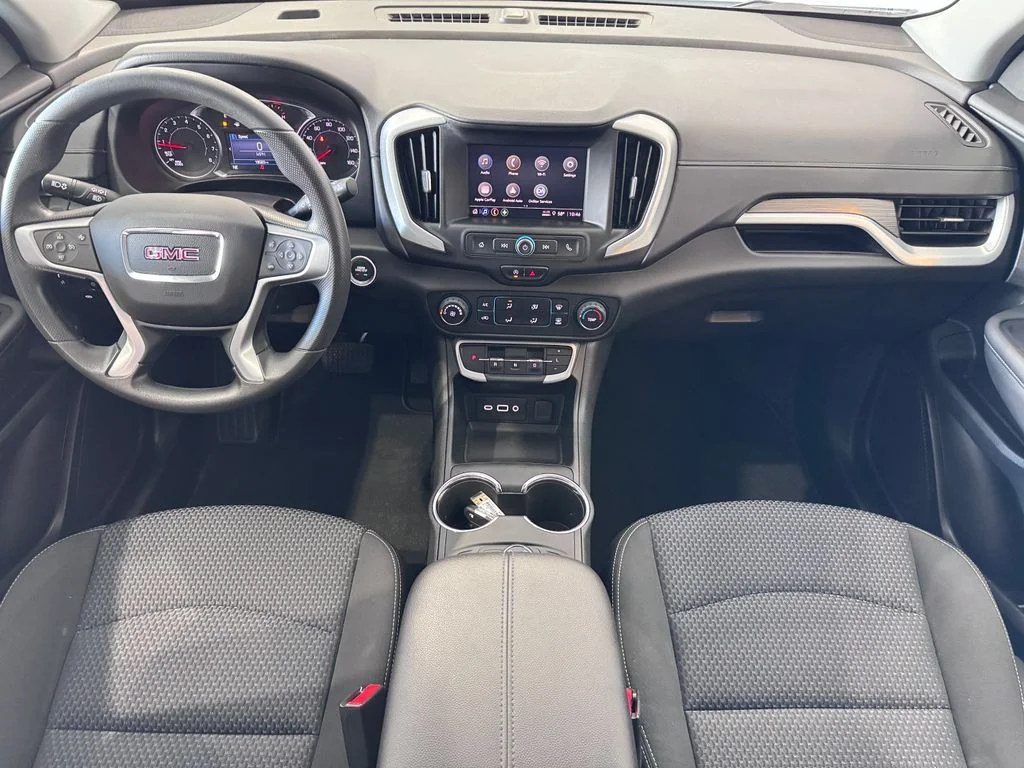 Used 2022 White GMC SLE image 12