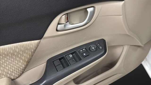 Used 2014 White Honda LX image 20