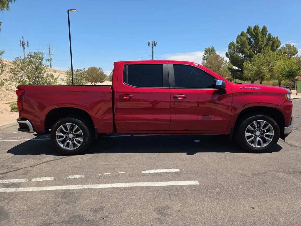 Used 2020 Red Chevrolet LT image 7
